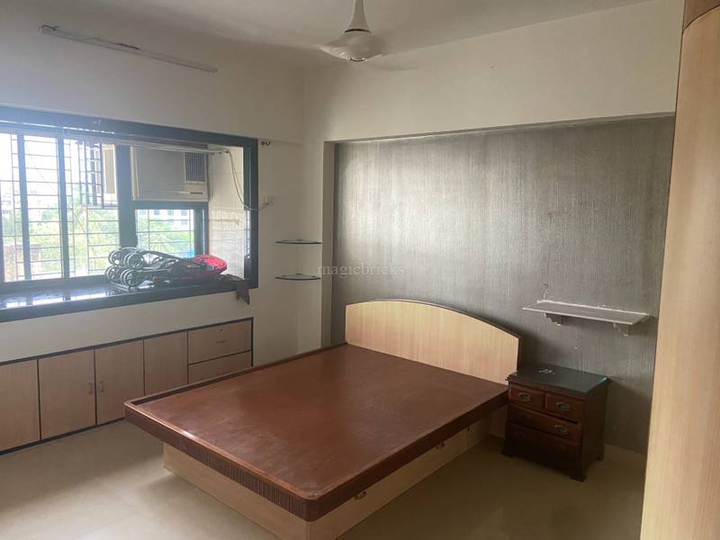 2 BHK Apartment for Rent in Santacruz East Mumbai