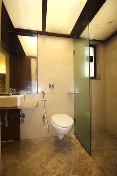 4 BHK Apartment for Rent in Almeida park Mumbai