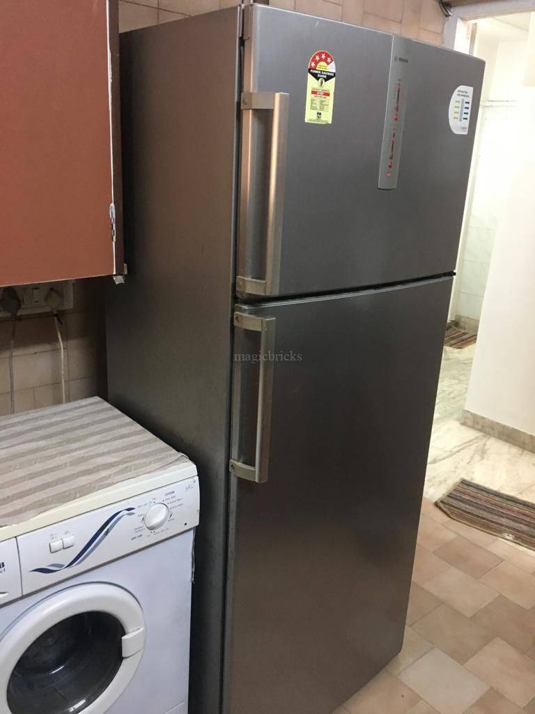 2 BHK Apartment for Rent in New MIG Colony Mumbai
