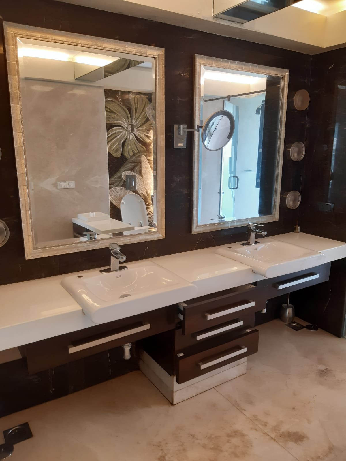 3 BHK Apartment for Rent in St. Theresa Road Mumbai