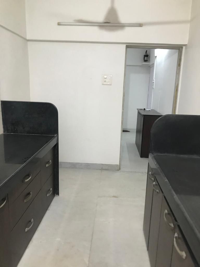 2 BHK Apartment for Rent in Gulmohar cross road no.6 Mumbai
