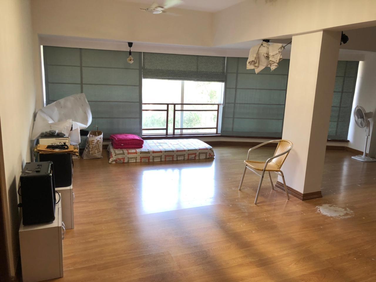 2 BHK Apartment for Rent in St Paul Rd Mumbai