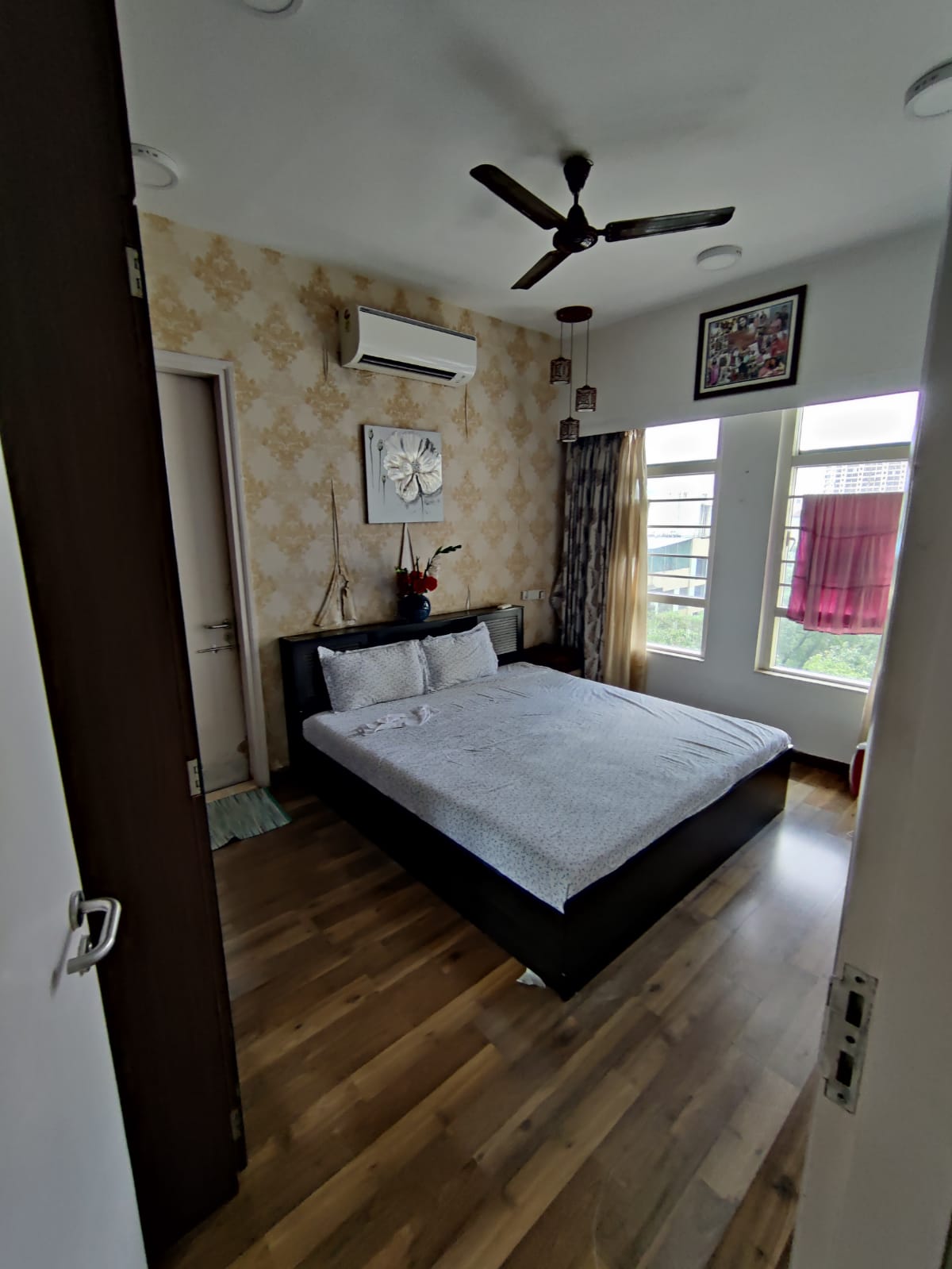 2 BHK Apartment for Sale in Borivali East Mumbai