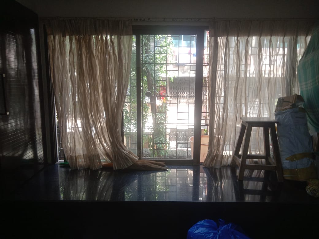 3 BHK Apartment for Rent in S V Road Mumbai