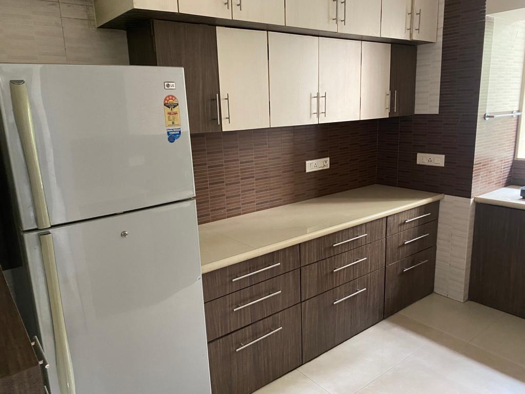 2 BHK Apartment for Rent in Tilak Road Mumbai