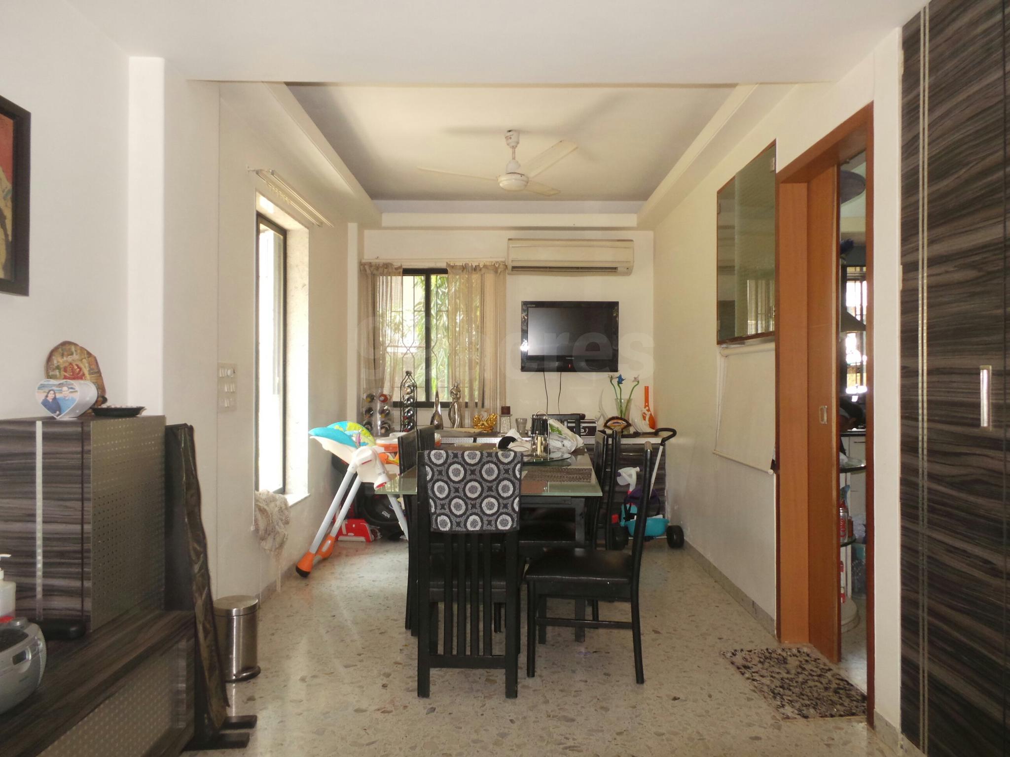 3 BHK Apartment for Sale in Juhu Tara Rd Mumbai