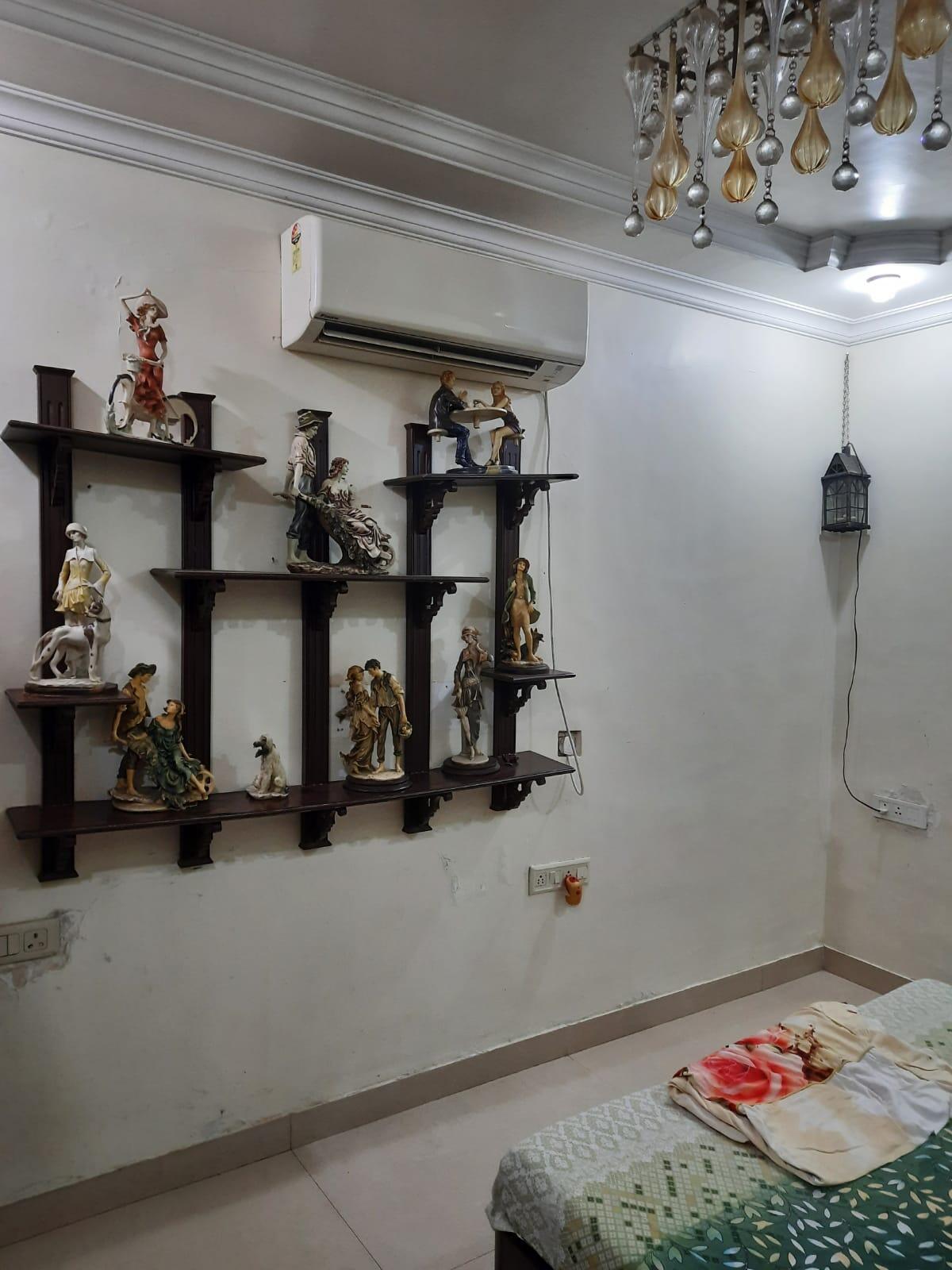2 BHK Apartment for Sale in Mount Marry Mumbai