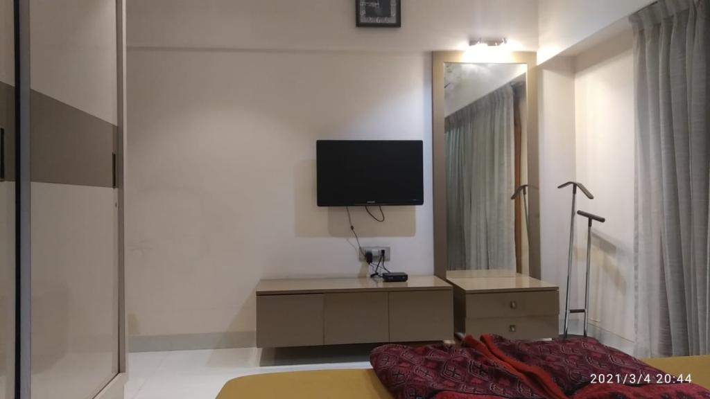 3 BHK Apartment for Sale in Khar West Mumbai