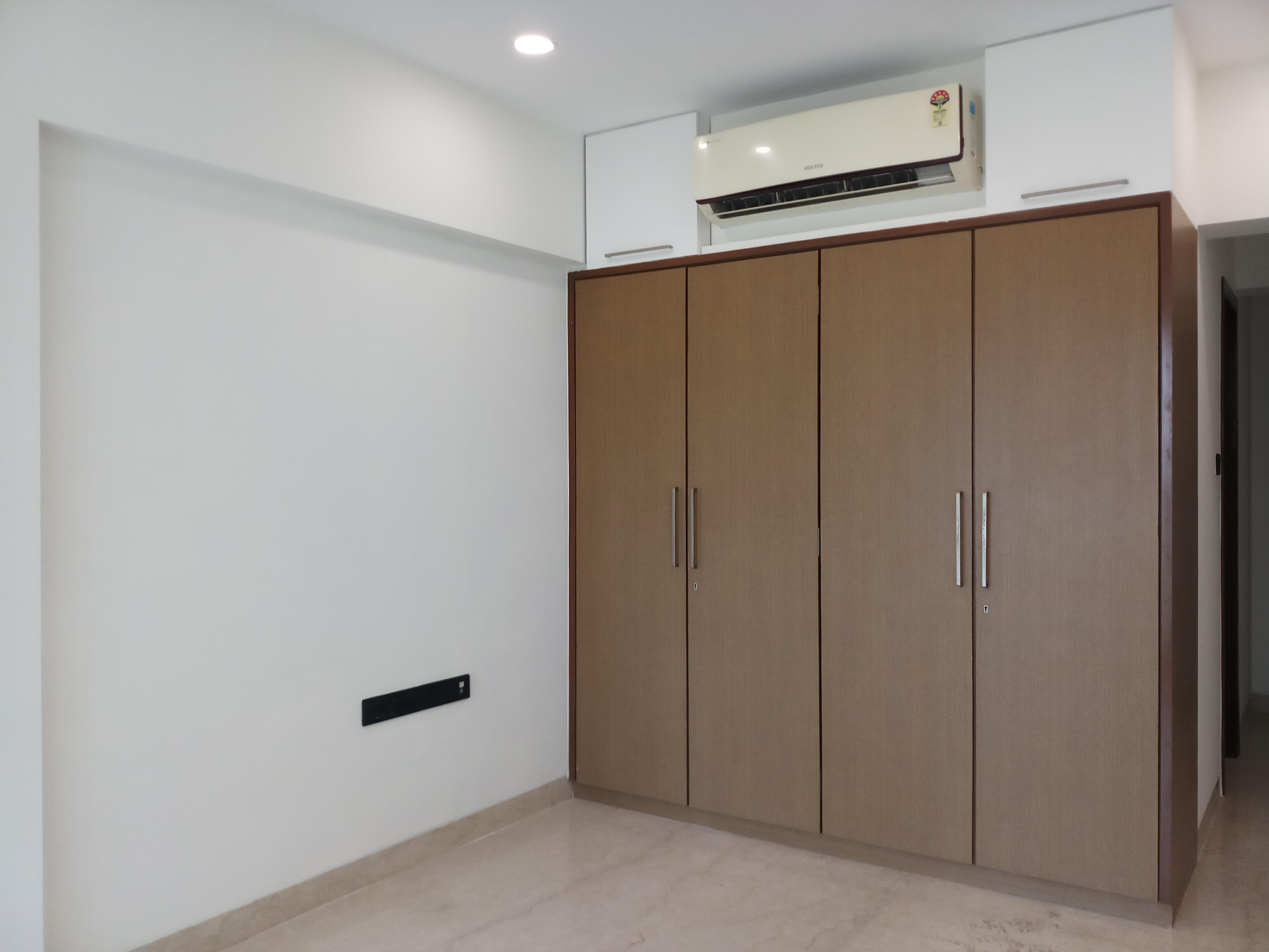 4 BHK Apartment for Rent in Vakola Mumbai