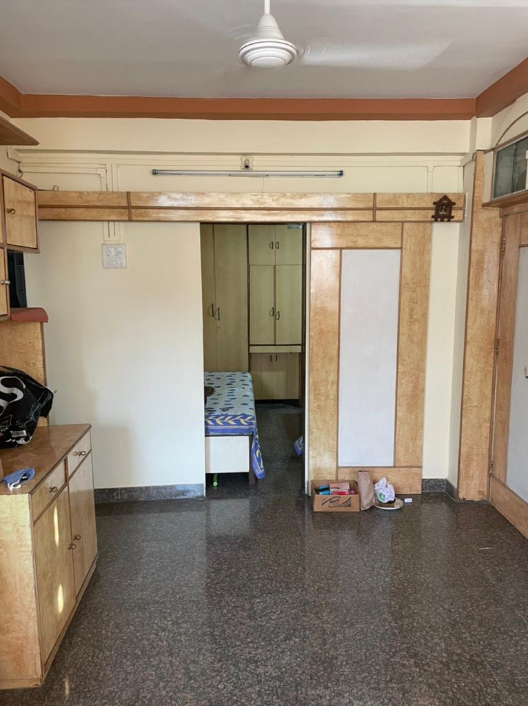 2 BHK Apartment for Rent in Bandra Reclamation Mumbai