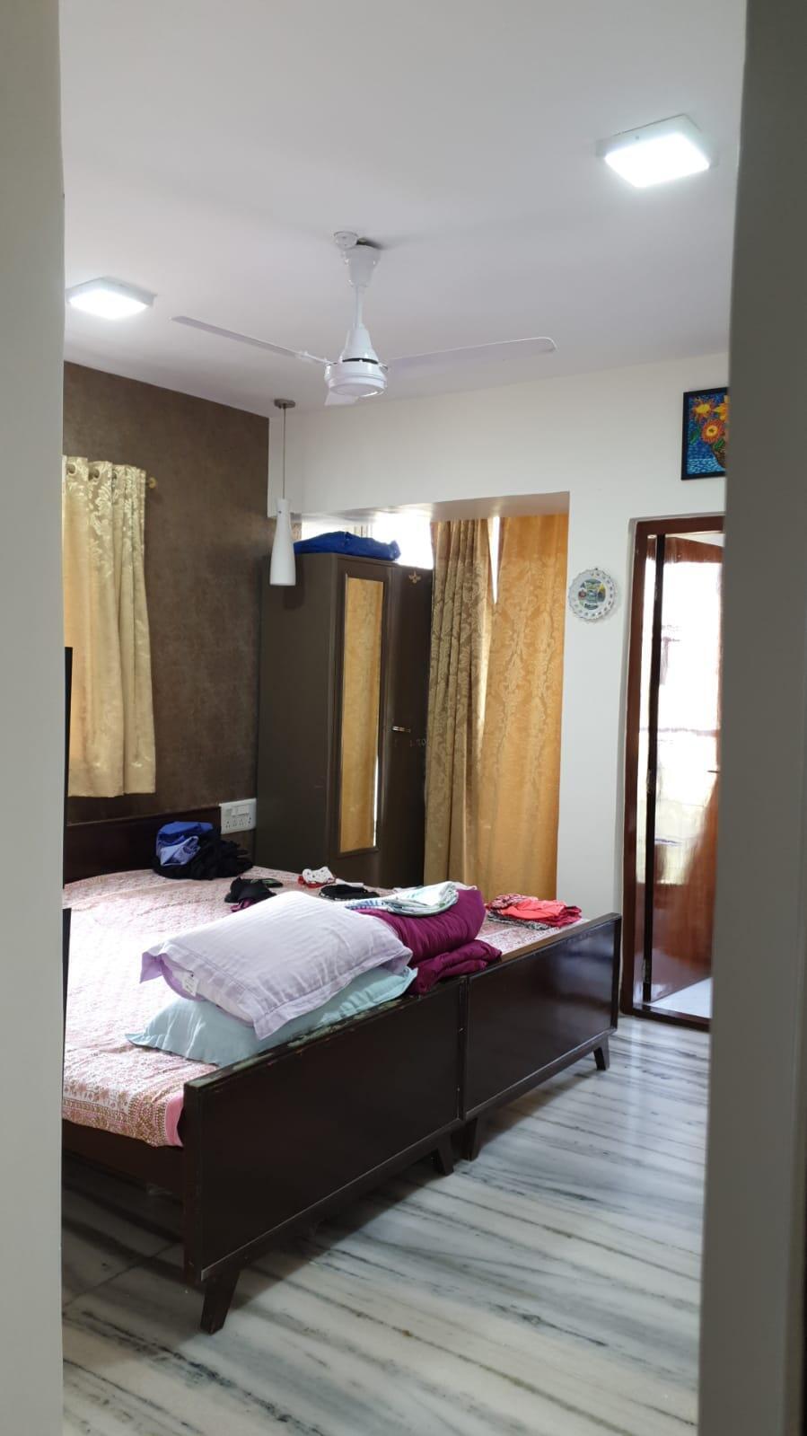 3 BHK Apartment for Sale in Off Hill Road Mumbai