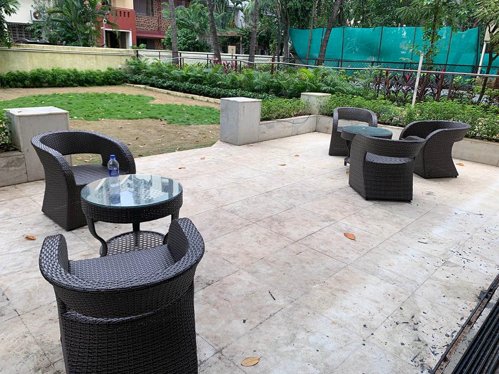 2 BHK Villa for Sale in Lokhandwala Mumbai