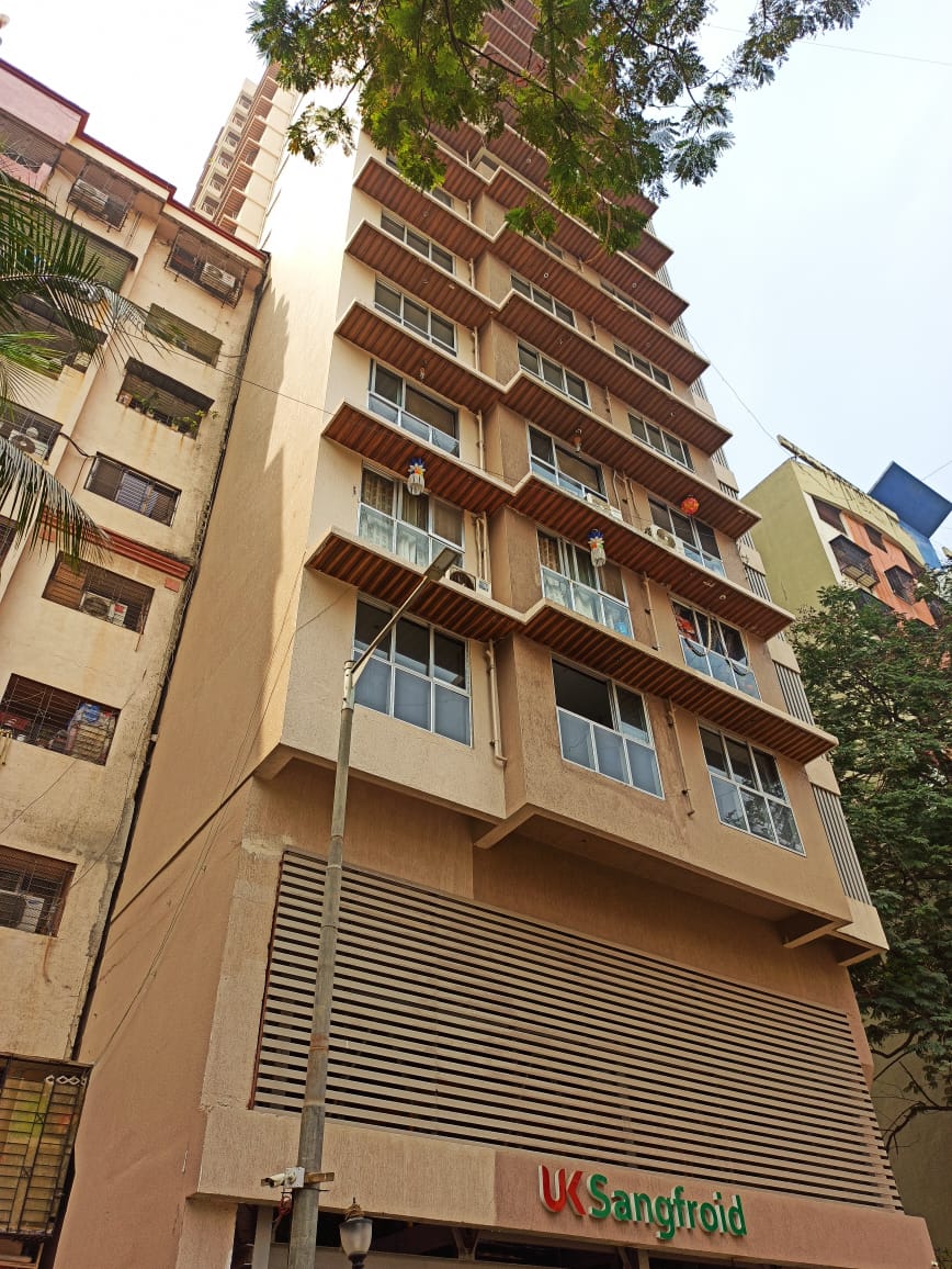2 BHK Apartment for Sale in Off Veera Desai Road Mumbai