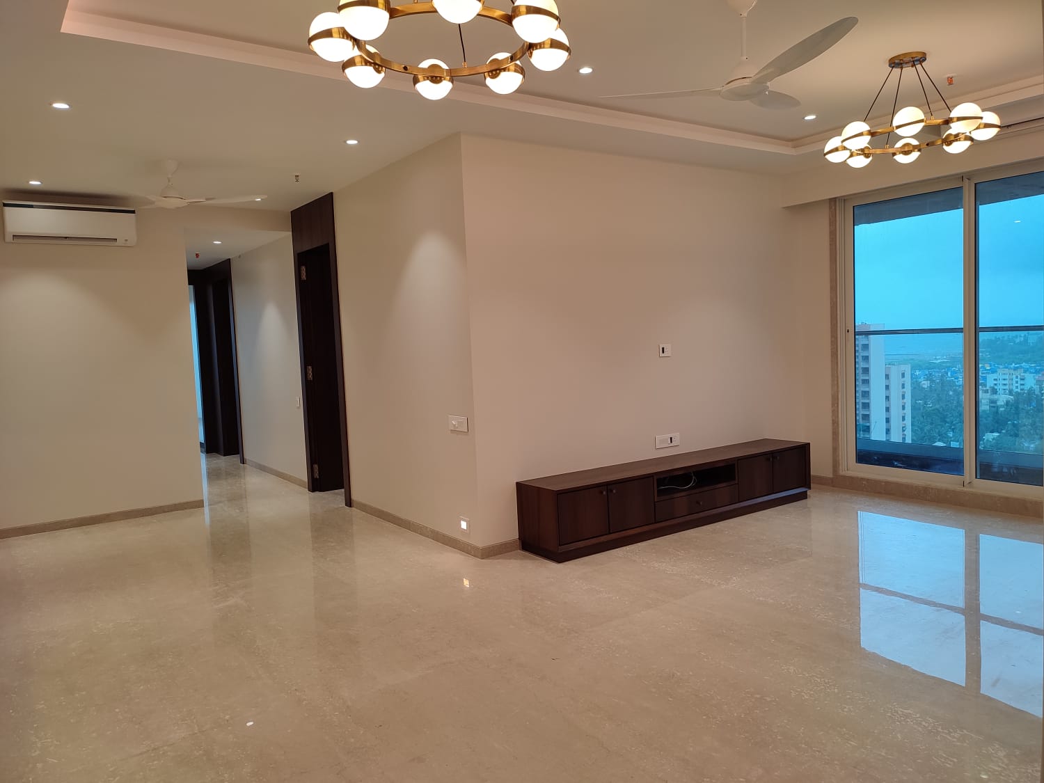 3 BHK Apartment for Sale in Ambedkar road Mumbai