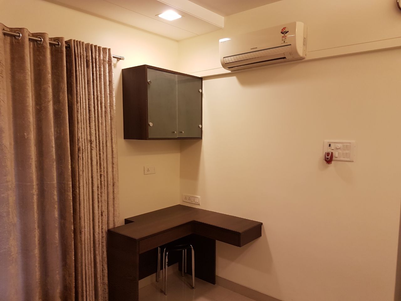 1 BHK Apartment for Sale in Sarojini Road Mumbai