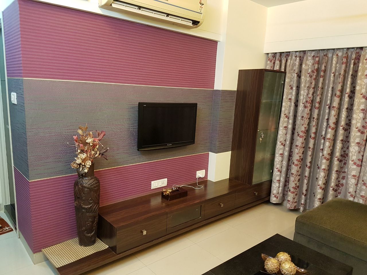 1 BHK Apartment for Sale in Sarojini Road Mumbai