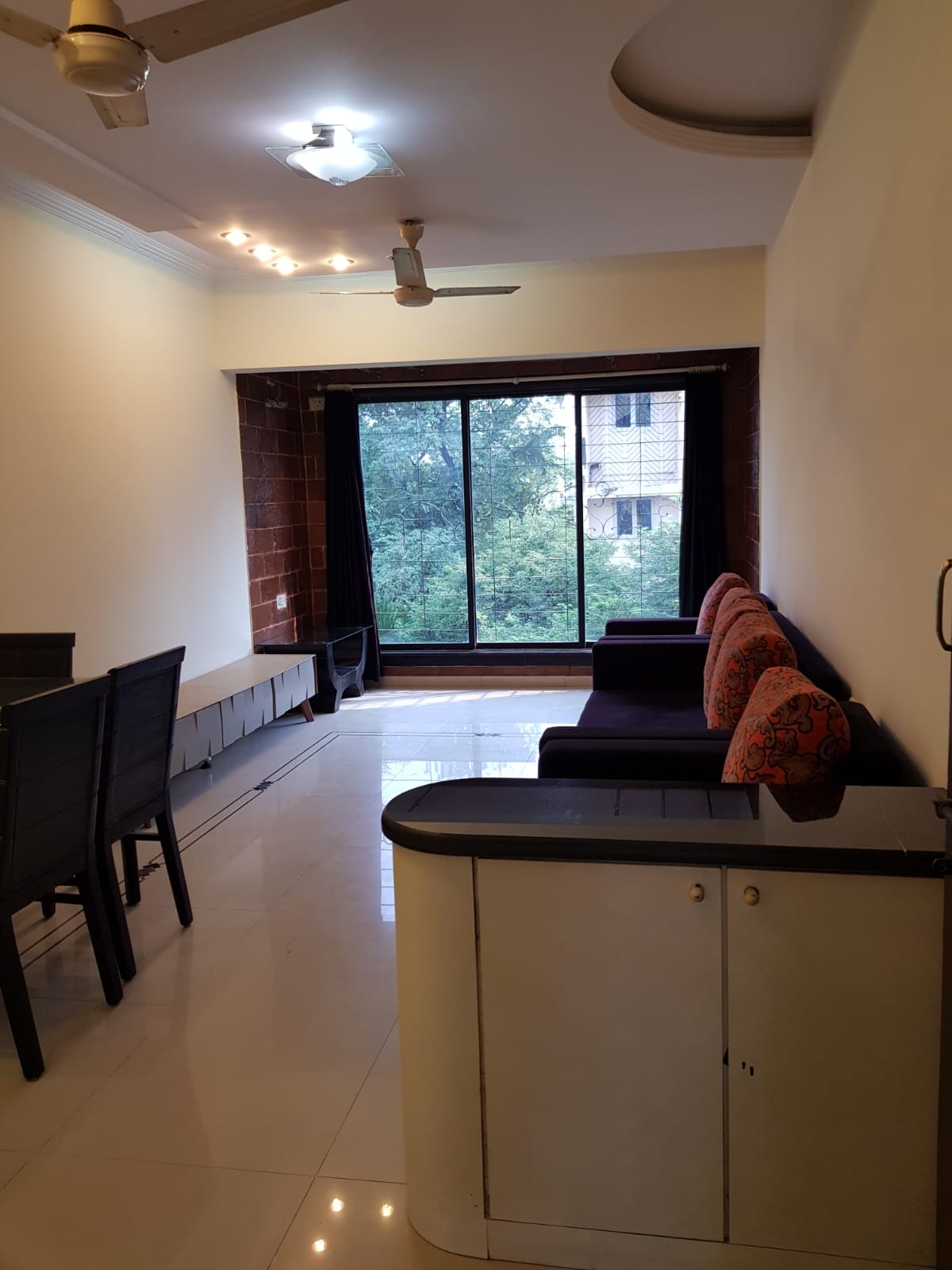 4 BHK Apartment for Sale in Yari Road Mumbai