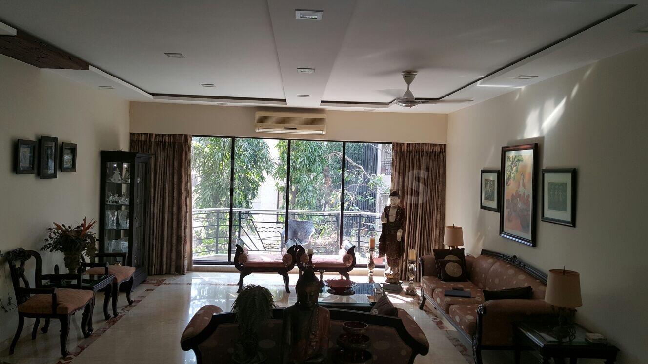 4 BHK Apartment for Rent in N S Road no.3 Mumbai