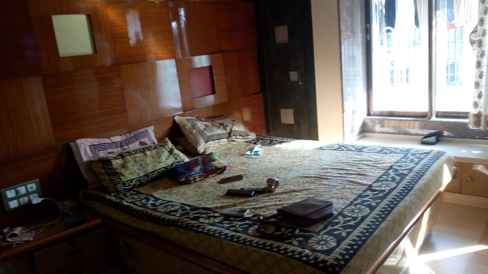 3 BHK Apartment for Rent in 5th road Mumbai