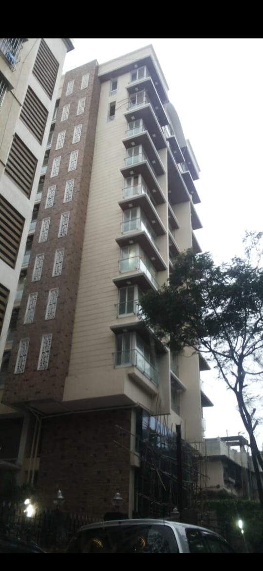3 BHK Apartment for Sale in Vile Parle East Mumbai