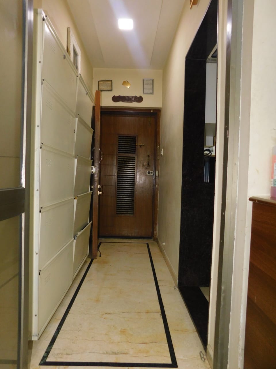 3 BHK Apartment for Sale in Santacruz West Mumbai