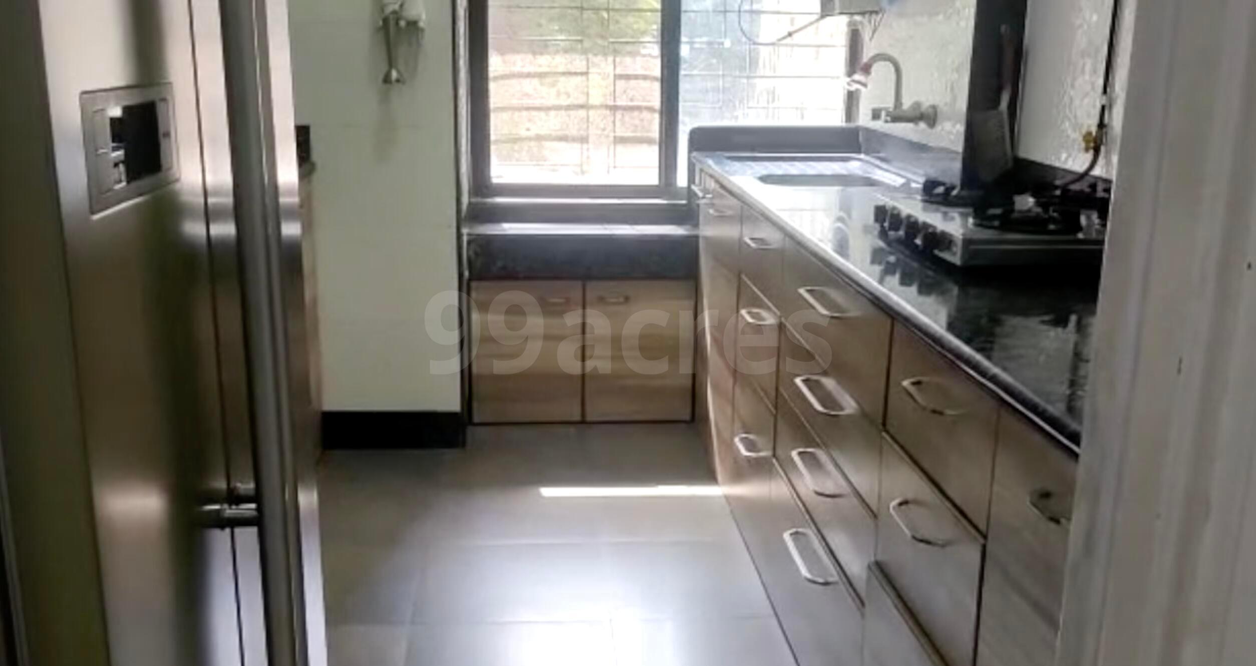 3 BHK Apartment for Rent in Kala Nagar Mumbai