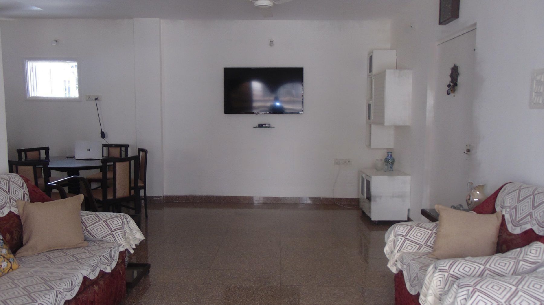 2 BHK Apartment for Sale in Khar West Mumbai