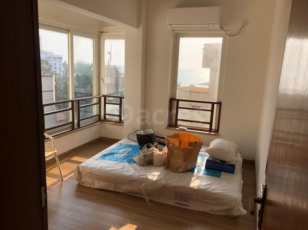 3 BHK Apartment for Sale in Bandra West Mumbai