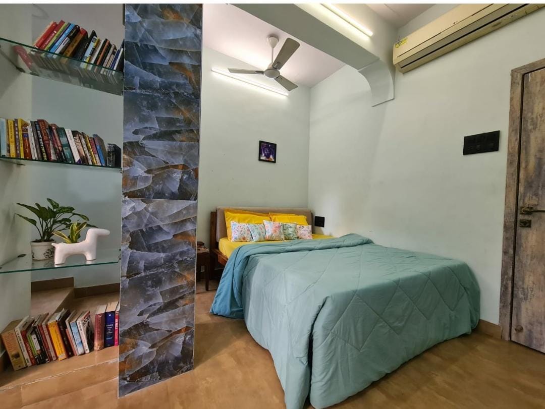 2 BHK Apartment for Rent in 16th Road Mumbai