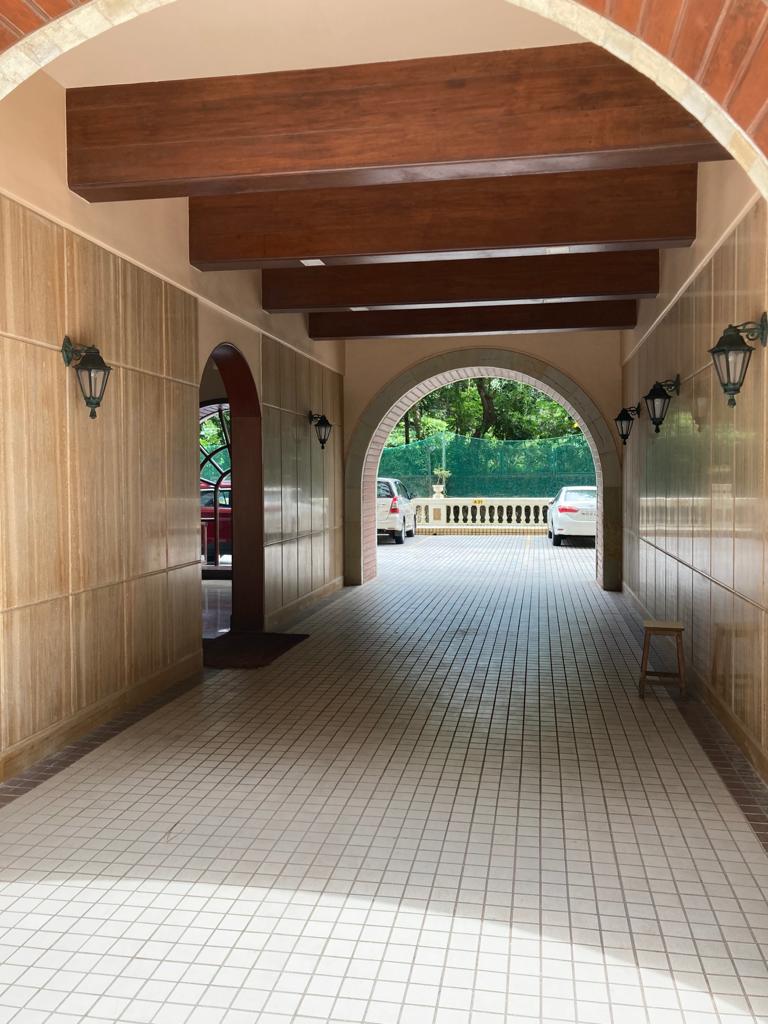 Apartment for Sale in Peddar Road Mumbai
