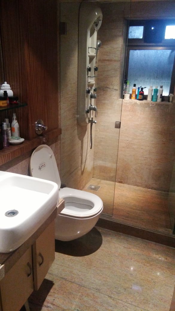 4 BHK Apartment for Rent in Khar West Mumbai