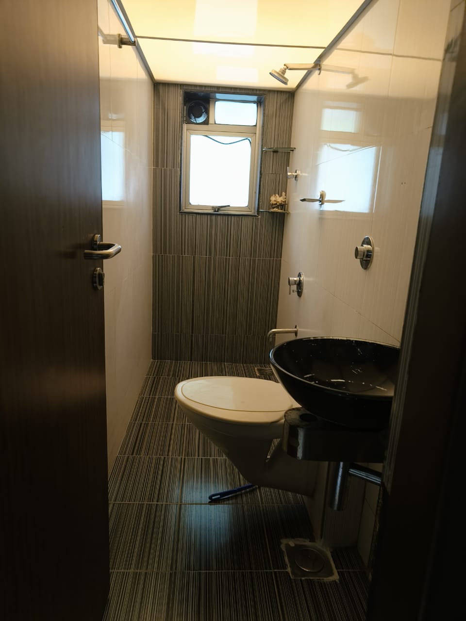 3 BHK Apartment for Sale in S V Road Mumbai