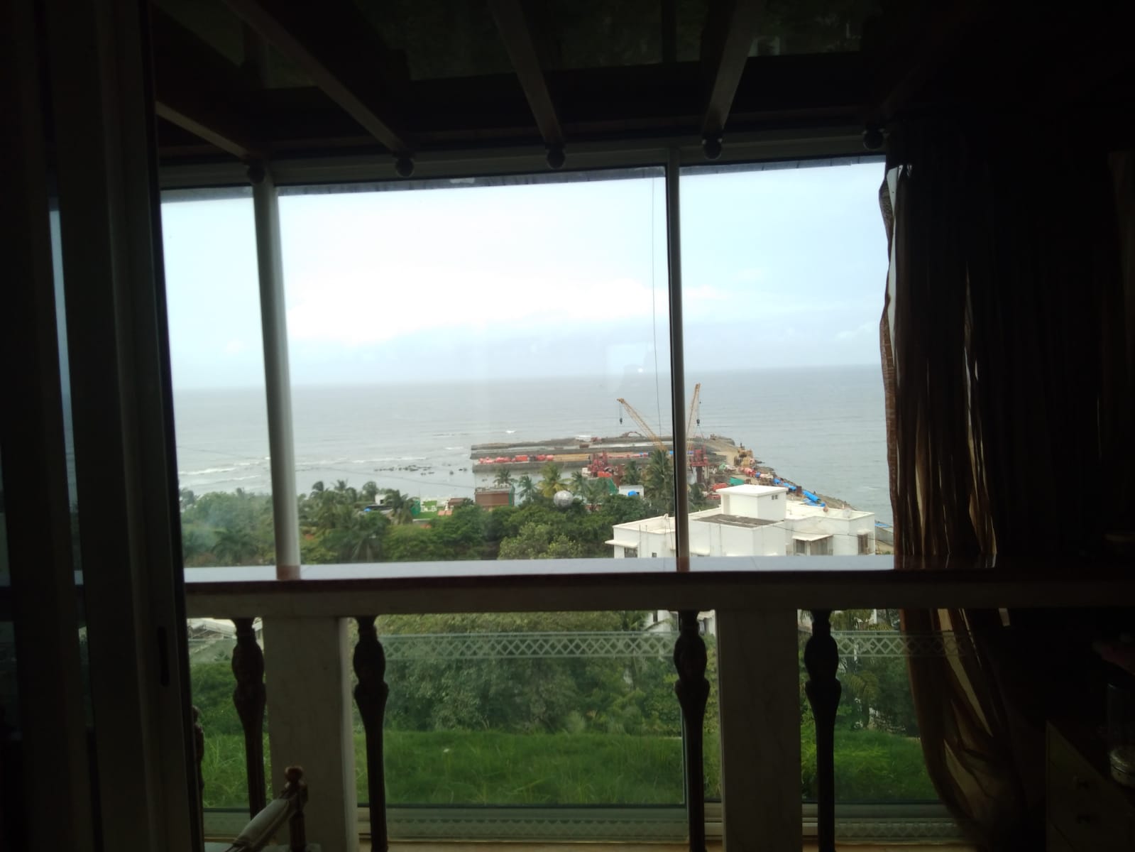 3 BHK Apartment for Sale in Perry cross road Mumbai