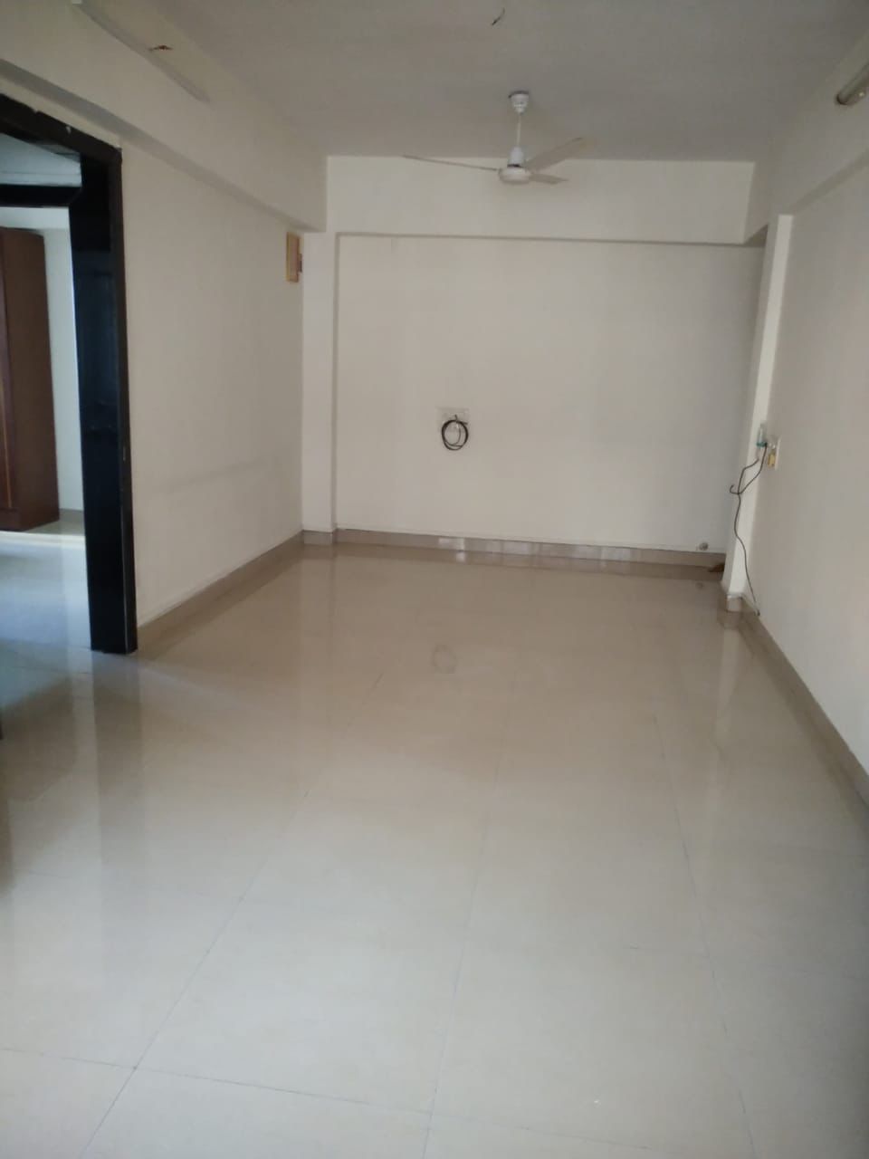 2 BHK Apartment for Sale in Juhu Road Mumbai