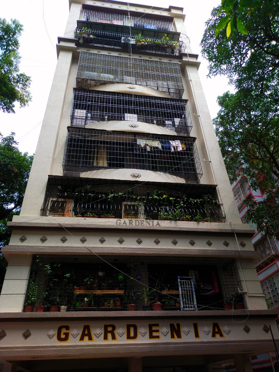 3 BHK Apartment for Sale in Khar West Mumbai