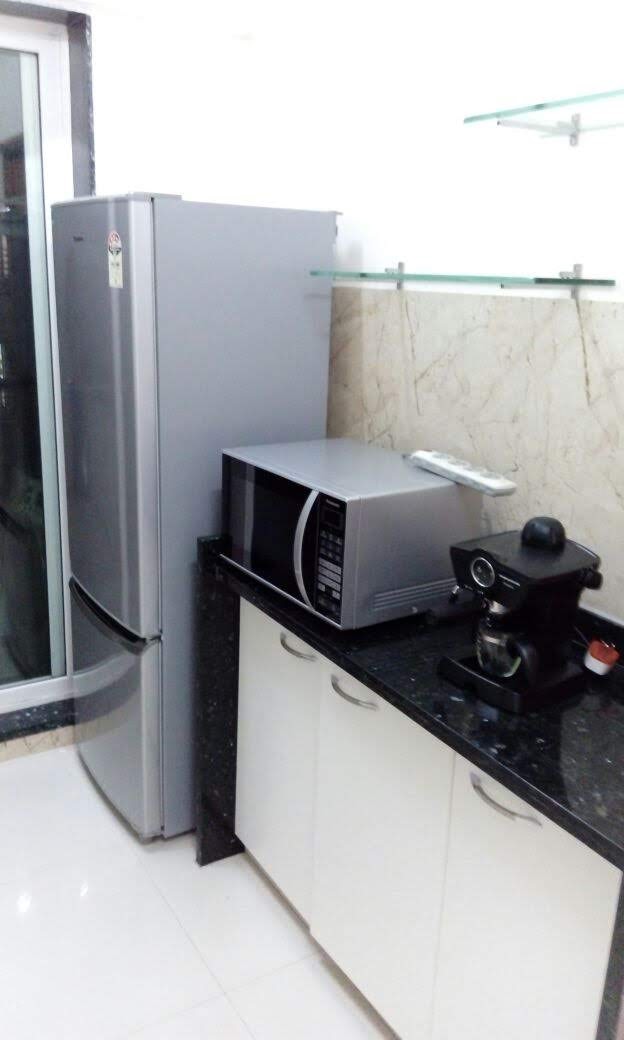 2 BHK Apartment for Rent in Hasnabad Lane Mumbai