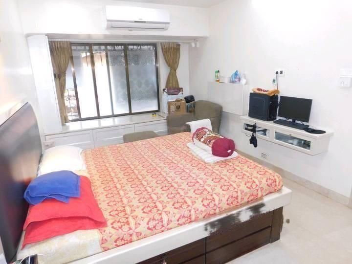 2 BHK Apartment for Sale in Bandra West Mumbai