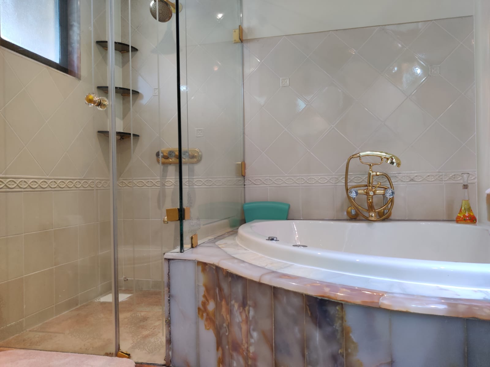5 BHK Apartment for Sale in Bandra West Mumbai