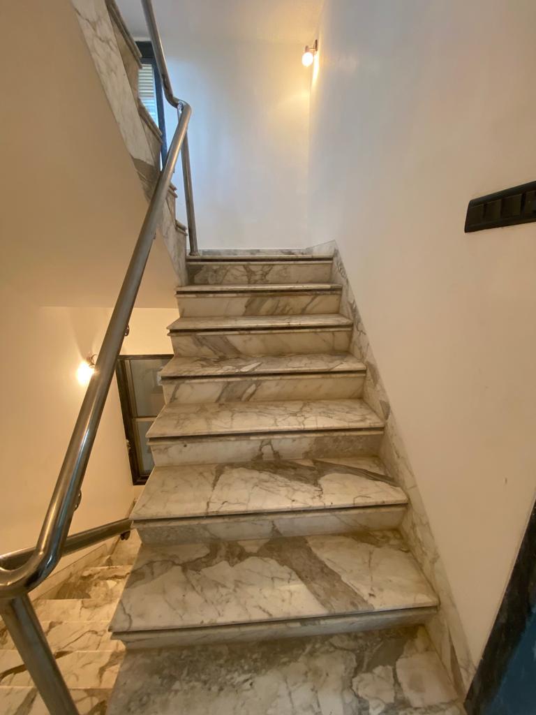 6 BHK Row House for Sale in Juhu Church Road Mumbai