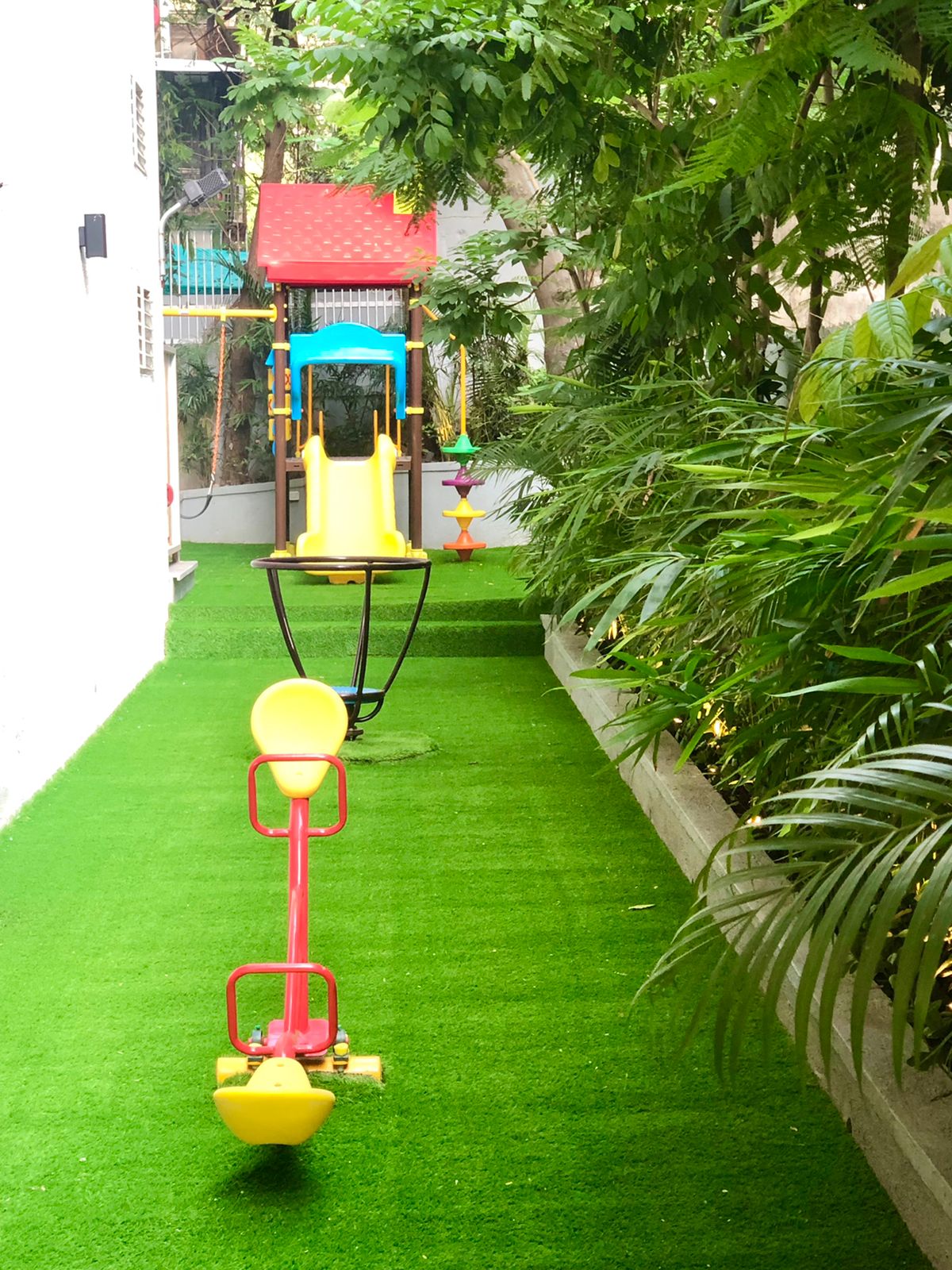 5 BHK Apartment for Rent in Khar West Mumbai