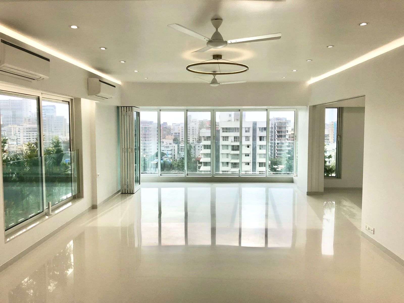 5 BHK Apartment for Rent in Khar West Mumbai