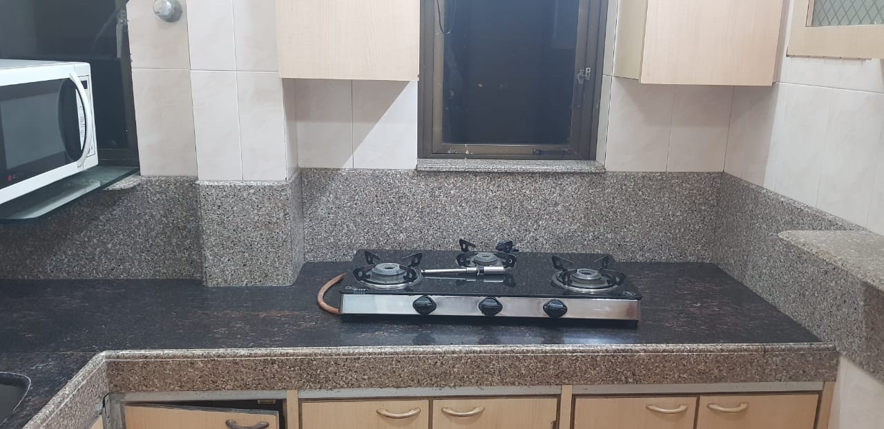 1 BHK Apartment for Rent in Bandra West Mumbai