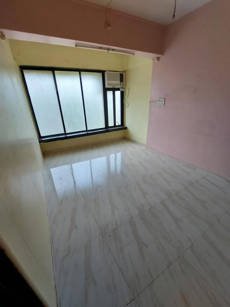 2 BHK Apartment for Rent in Santacruz West Mumbai