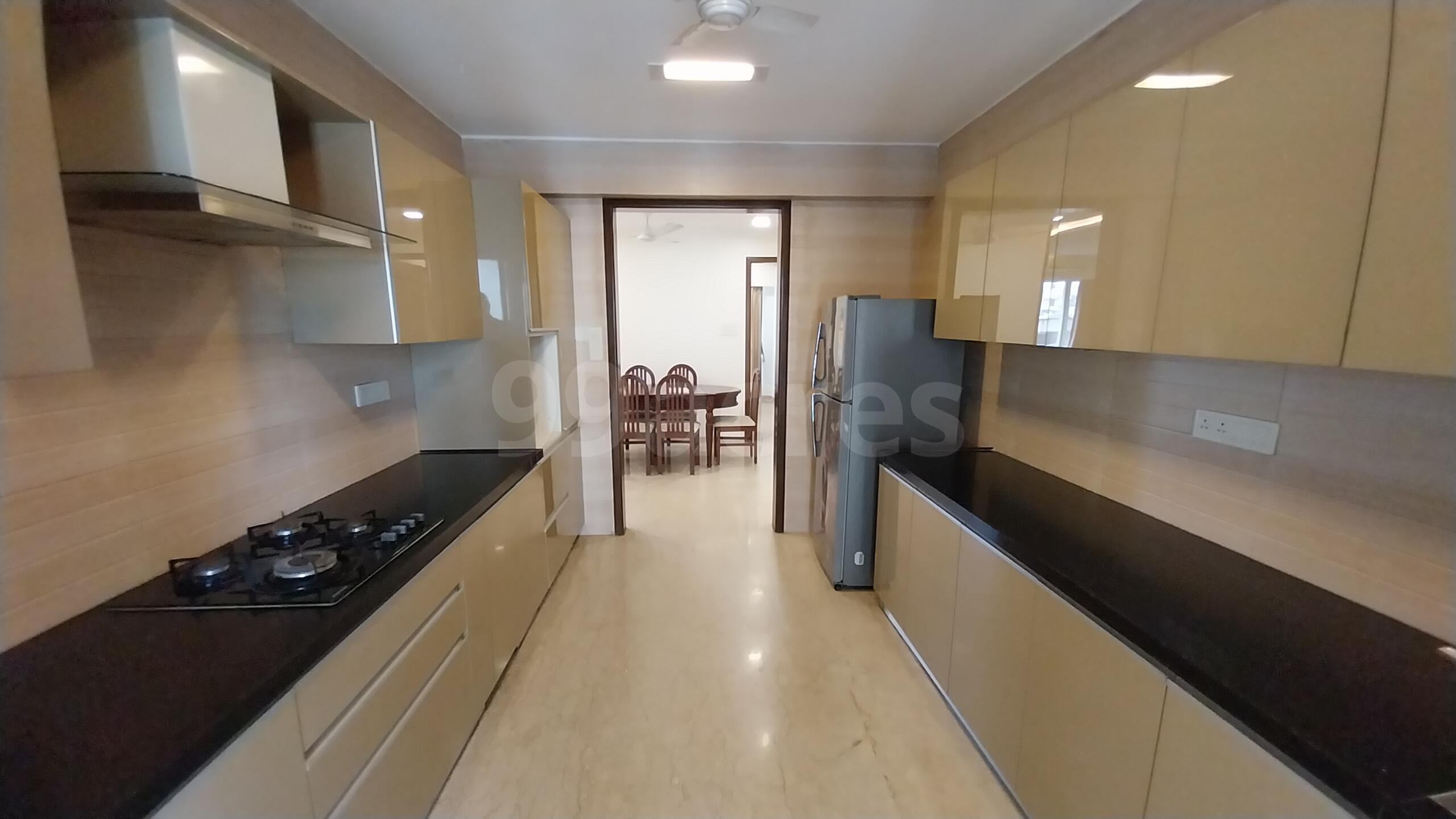 3 BHK Apartment for Sale in Sarojini Road Mumbai