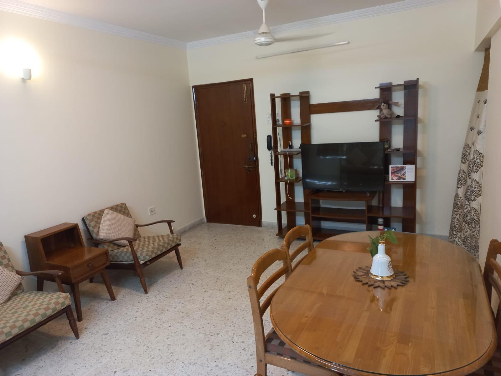 2 BHK Apartment for Rent in 2nd Hasnabad Lane Mumbai