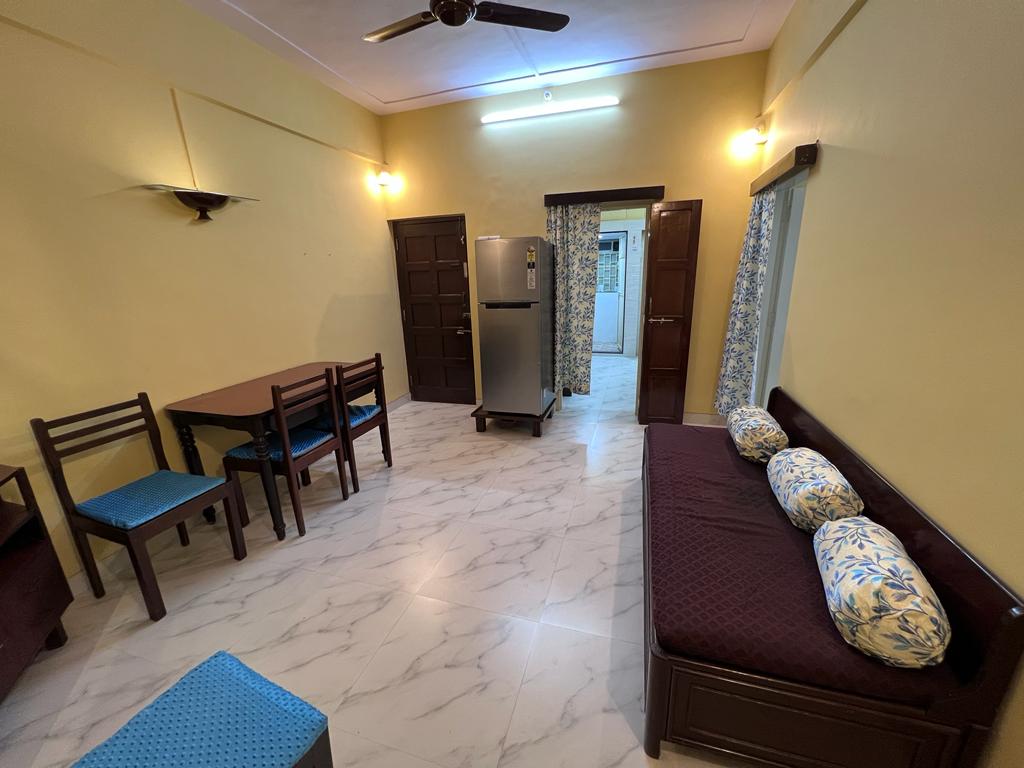 2 BHK Apartment for Rent in Hill Road Mumbai