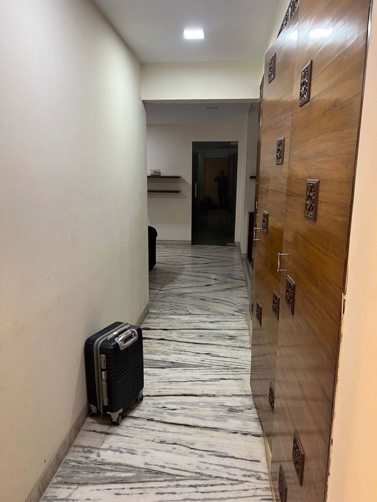 4 BHK Apartment for Rent in Main Avenue Road Mumbai