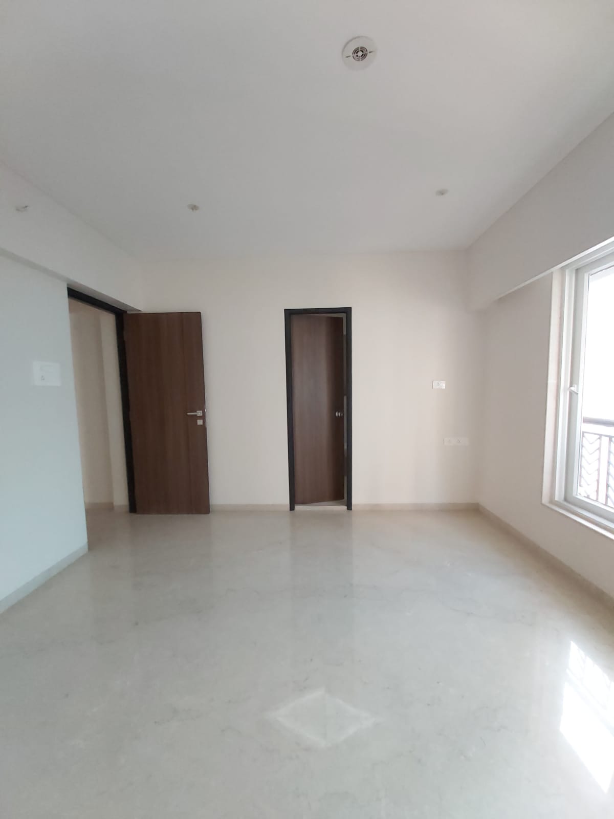 3 BHK Apartment for Sale in Bandra West Mumbai