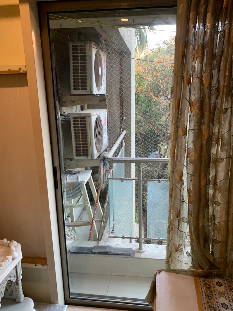 2 BHK Apartment for Rent in Almeida park Mumbai