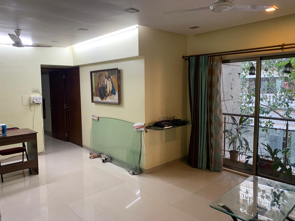 2 BHK Apartment for Rent in Almeida park Mumbai